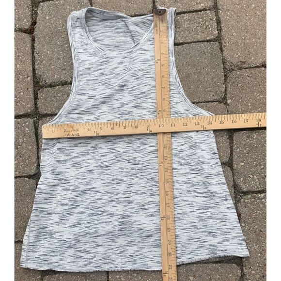 Lululemon Workout Tank Top Racerback Athletic Sleeveless White Gray Size 6 - Picture 6 of 6